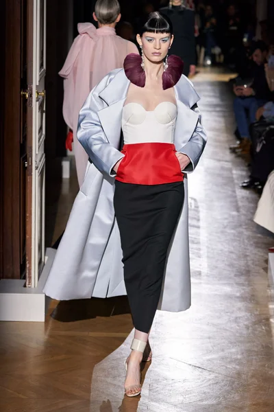 Look 2